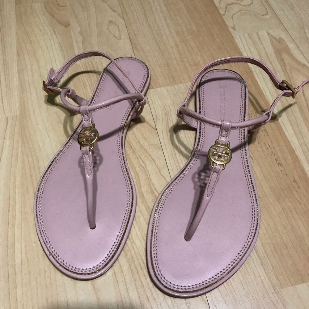 TORY BURCH Flip flops Size 6.5